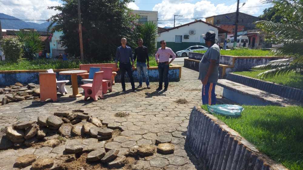 Camacã: Projeto Cidade Limpa é Mais Bonita revitaliza a Praça da Matriz em São João do Panelinha